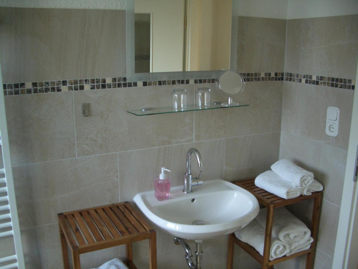 No Beach Apartment โซลิงเงน ภายนอก รูปภาพ